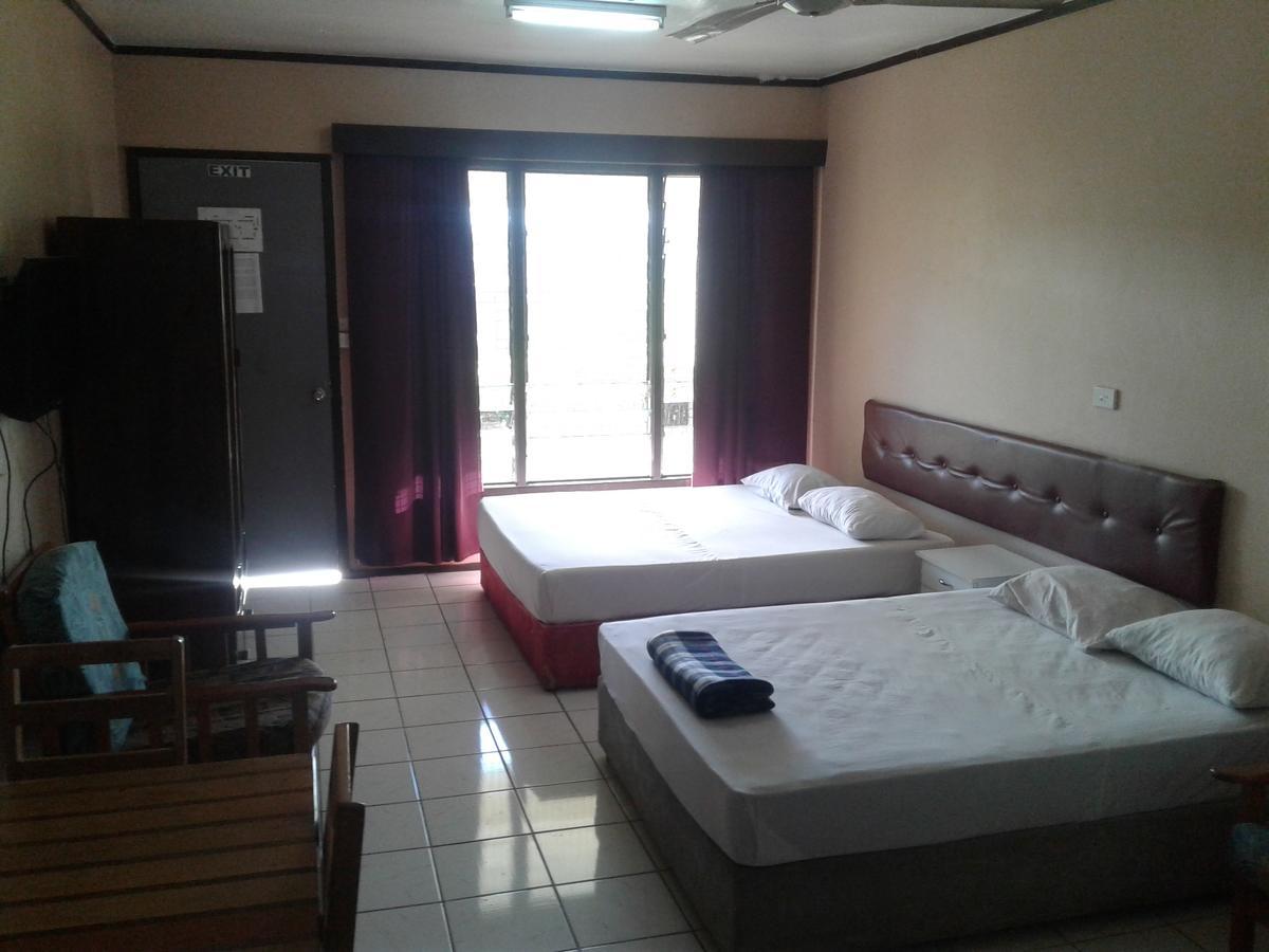 Blue Light Hotel Нанди Экстерьер фото