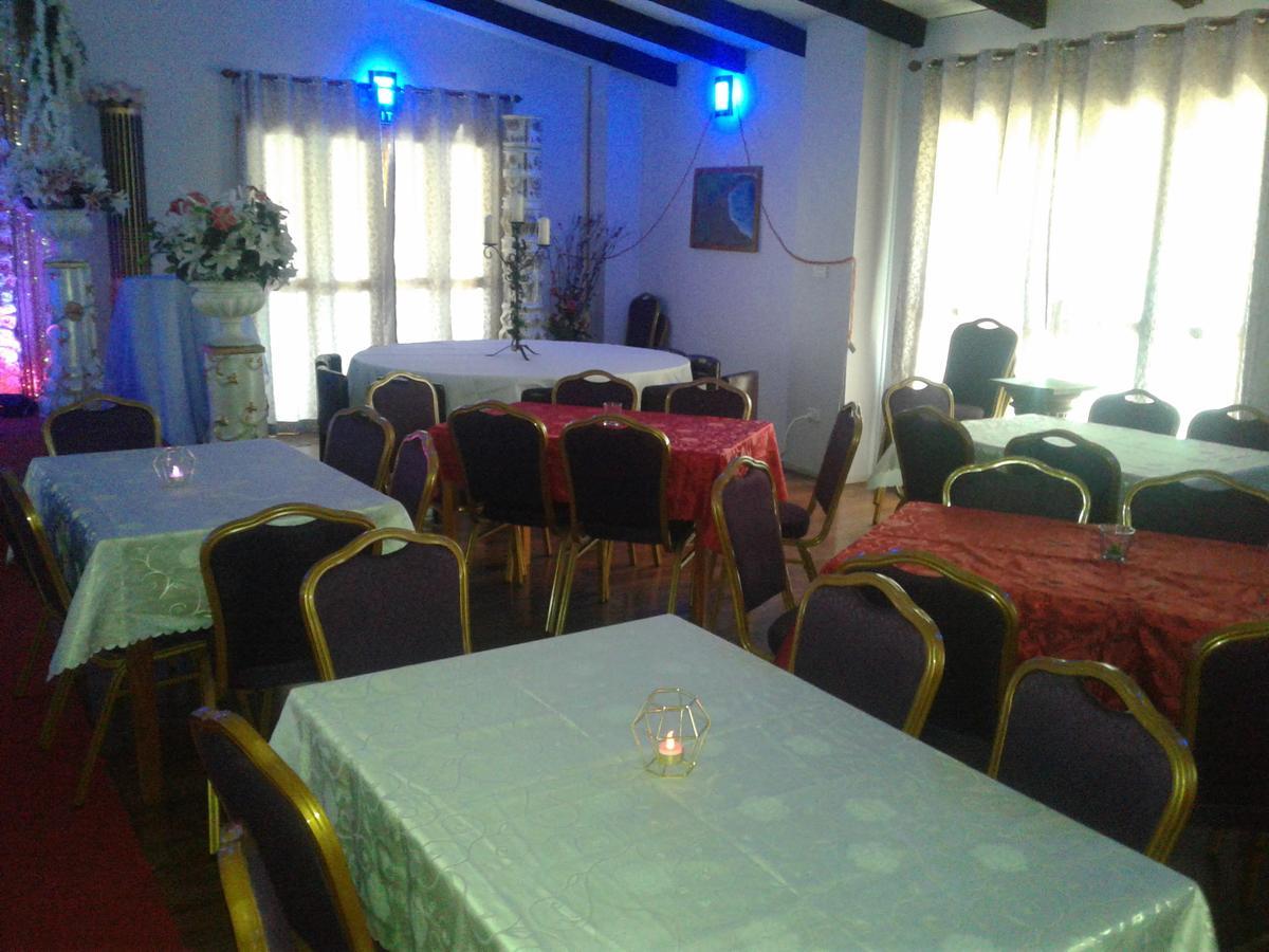 Blue Light Hotel Нанди Экстерьер фото